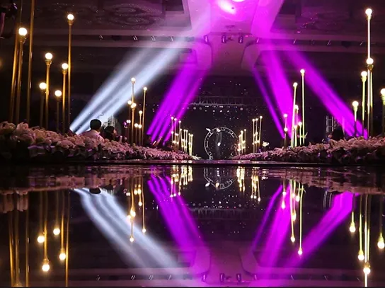 Las luces de rayo y manchas de Cystagelight brillan en los juegos deportivos de China-Finland Ceremonía de apertura